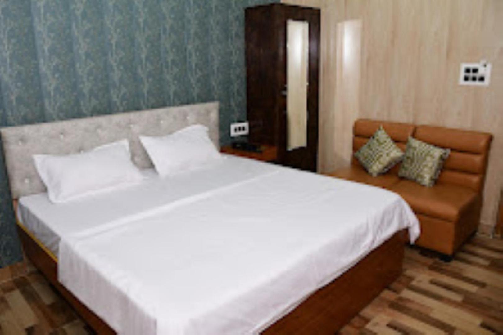 Hotel Renu Paradise , Ayodhya Exteriér fotografie